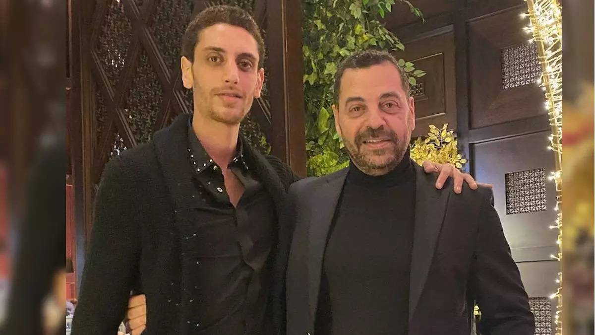 نجل طارق العريان يوضح تفاصيل المشاجرة في لبنان... وهذا ما كشفته الممثلة