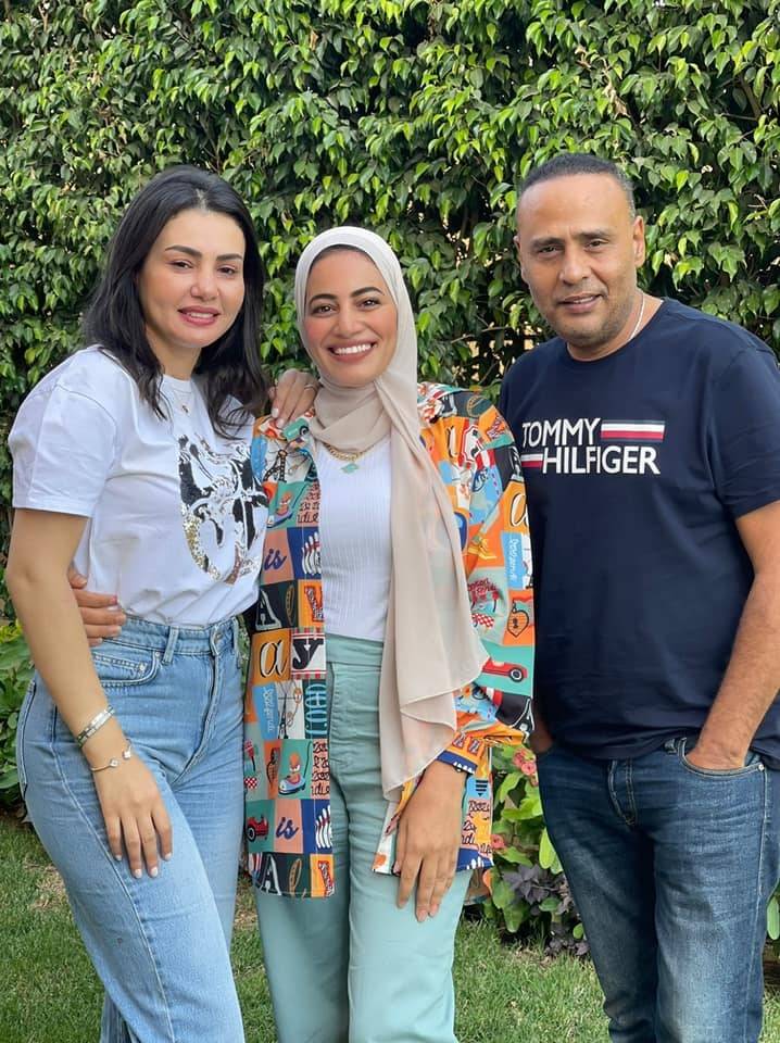 هجوم على دينا فؤاد بسبب زوجة محمود عبد المغني