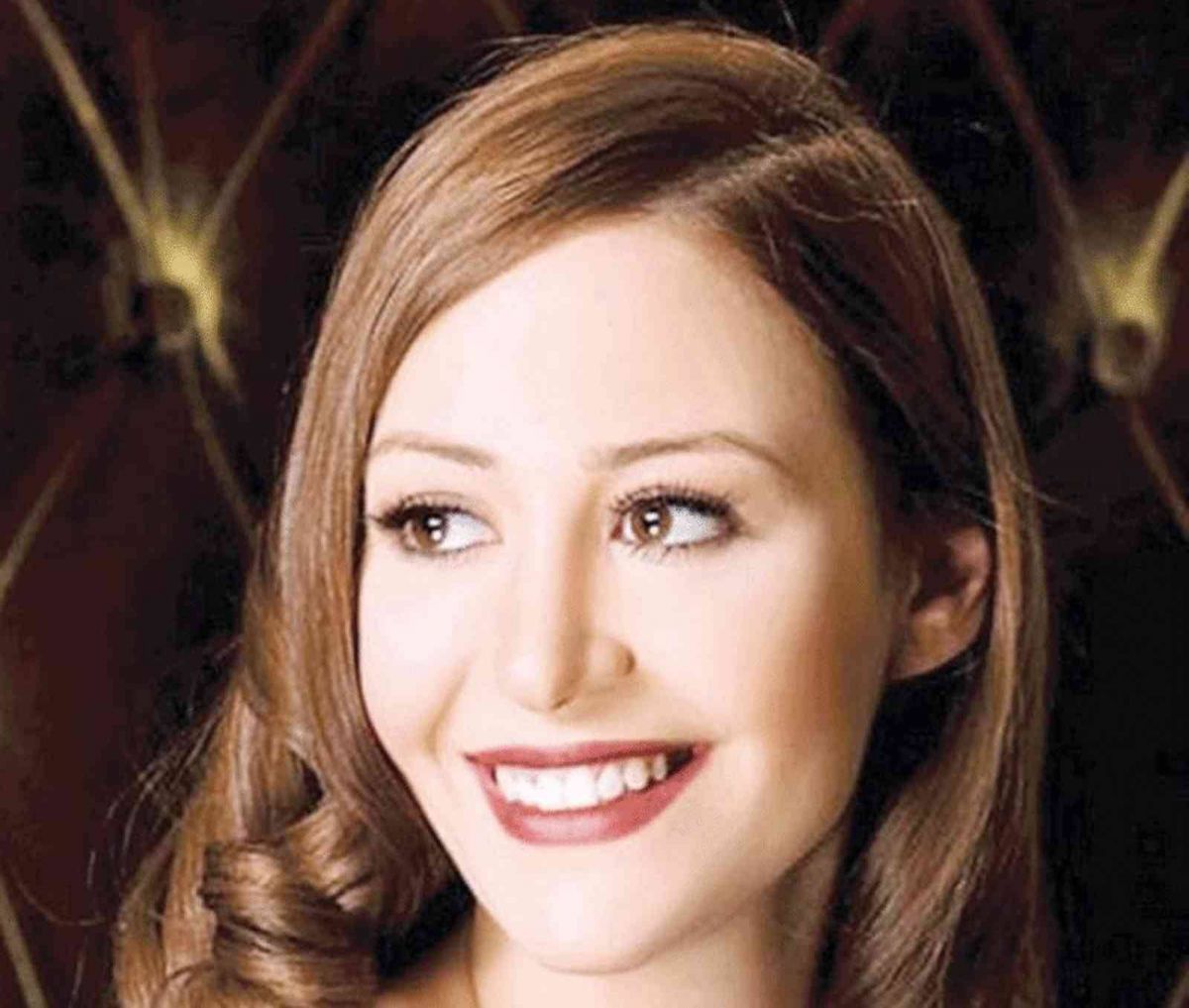 بعد ترشيح منة شلبي لجائزة إيمي: هذه رسائل منى زكي وهند صبري وأحمد حلمي إليها