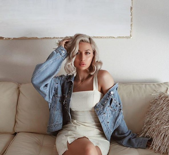 بالفيديو - مودل ليالي تتهم زوج مودل روز باستغلالها ومحاولة النصب عليها