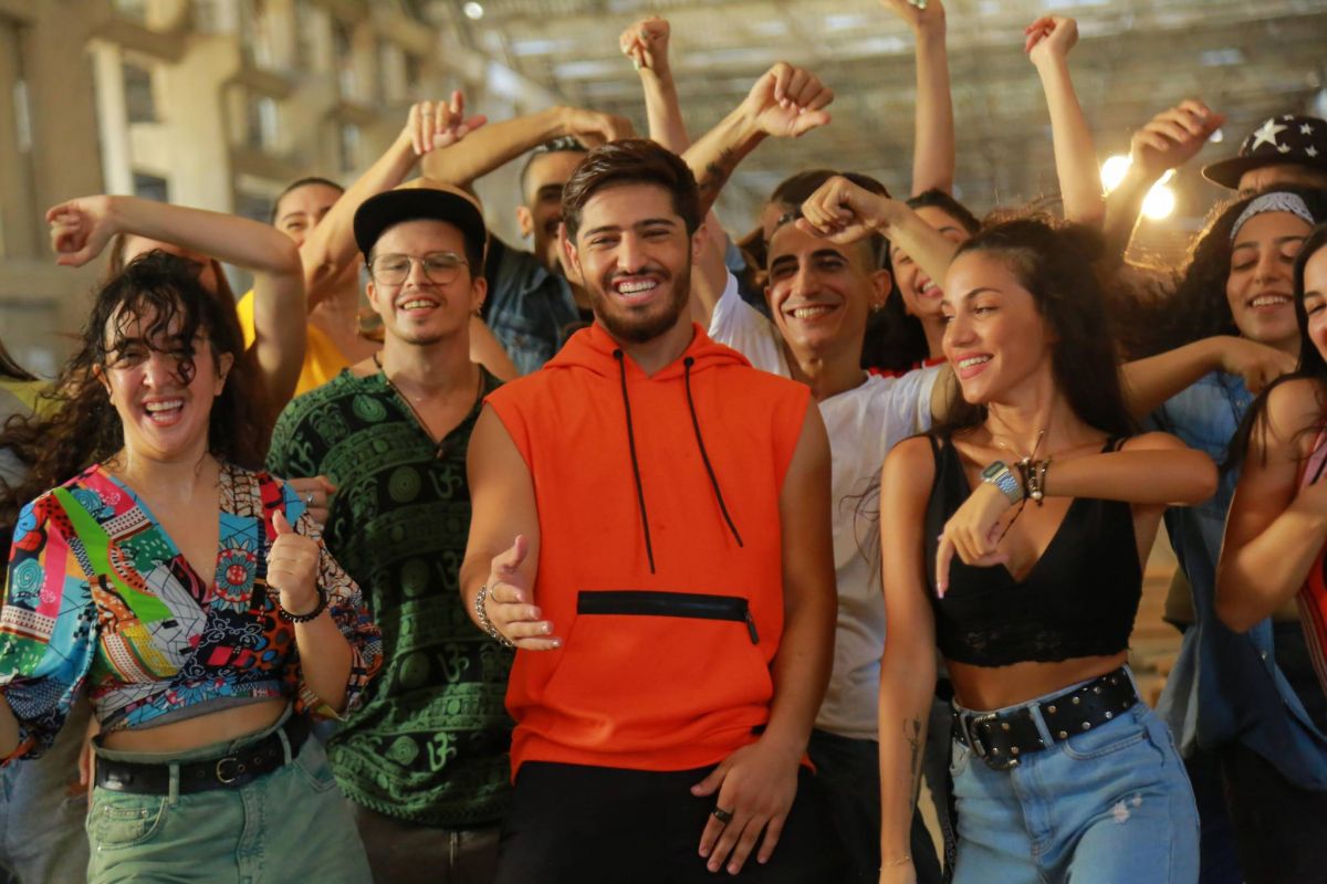 بشار الجواد يعود حاملاً سهم الحبّ ويضعه