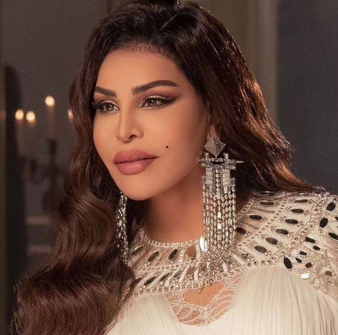 بالصور -ابنة أحلام كبُرت وباتت تضج أنوثة... هل تشبهها