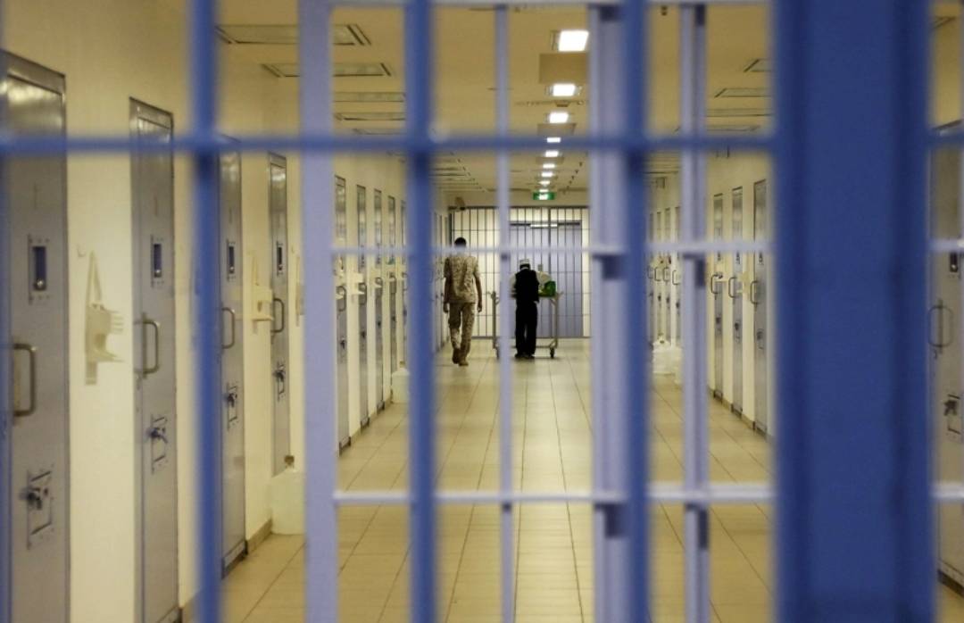 فيديو قديم يتسبّب في سجن إعلامي سعودي... إليكم التفاصيل