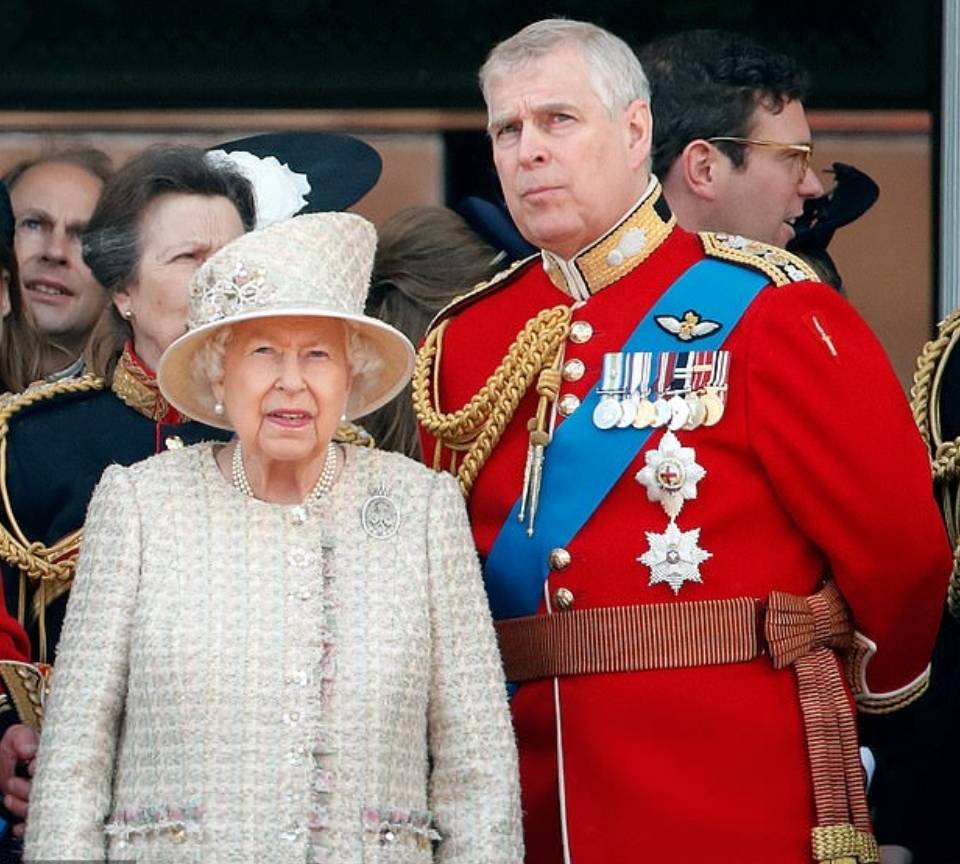 تطور جديد في قضية الأمير أندرو على خلفية اتهامه بالاعتداء على قاصر