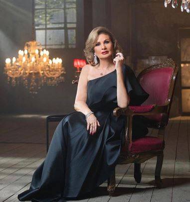 يسرا غاضبة وتوجّه رسالة شديدة اللهجة الى مدير مهرجان الجونة... لهذه الأسباب