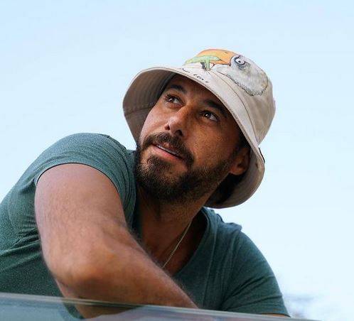 بالفيديو - تعرفوا إلى نجل أحمد السعدني الوسيم... هل يشبهه؟