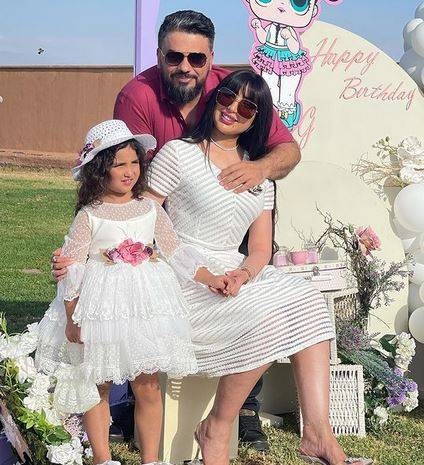 بالفيديو والصور - دنيا بطمة توثّق أجواء ميلاد ابنتها وتجهيزاته الفخمة