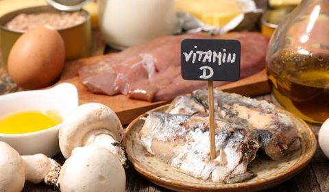 طبيب يكشف الطريقة الصحيحة للإستفادة الكاملة من الفيتامين 