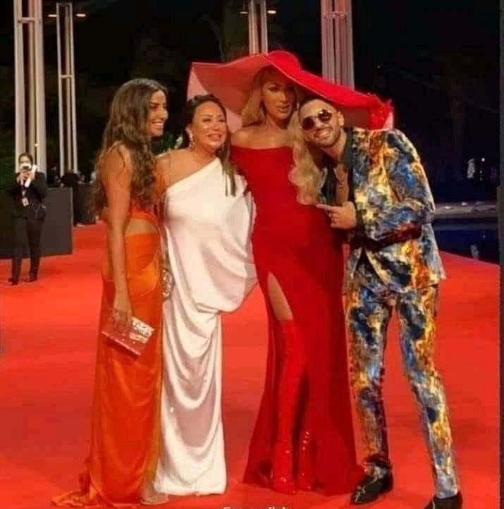 صورة غريبة لإنجي علي تراند على السوشيال ميديا.. وفيديو يوضح الحقيقة