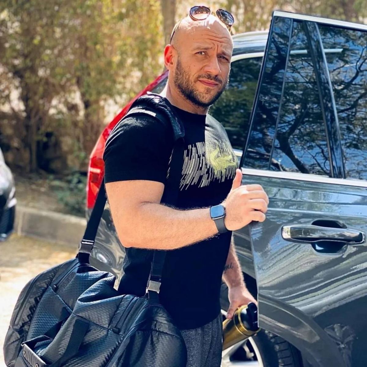 في أول ظهور لها... شقيقة أحمد مكي تحتفل بعيد ميلاد والدتها