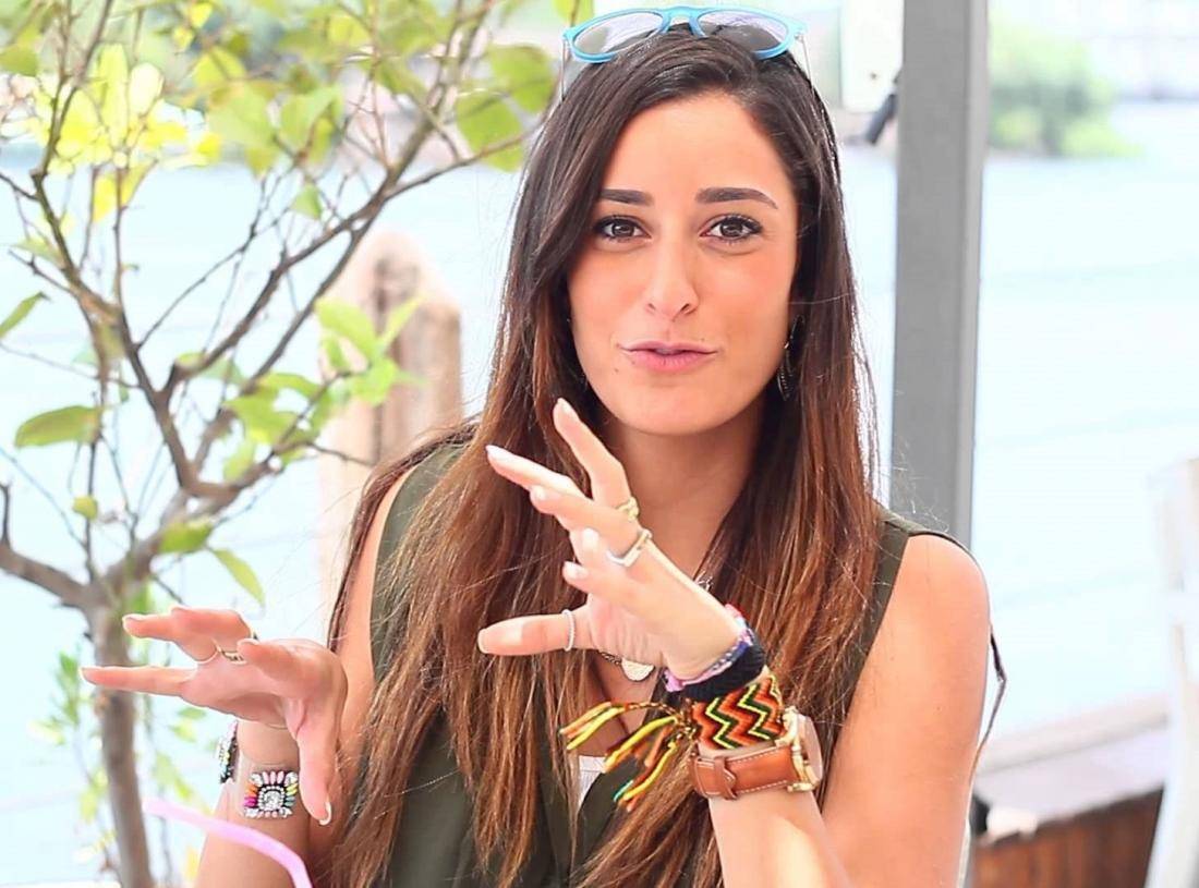 بالفيديو - أمينة خليل تكشف أسباب فسخ خطوبتها