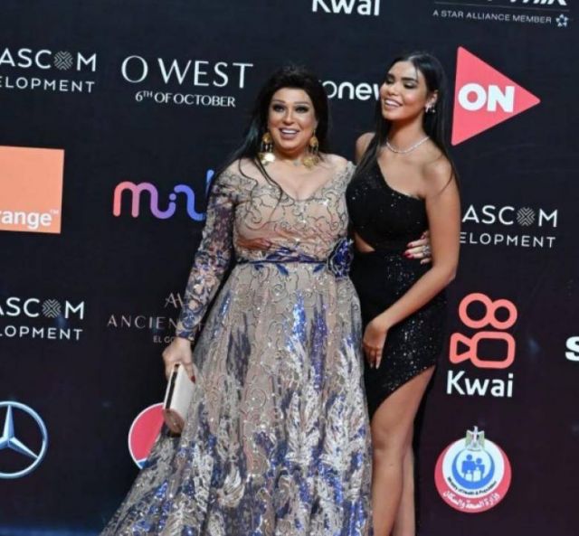 فيفي عبده تكشف موقف حفيدتها من دخول الفن