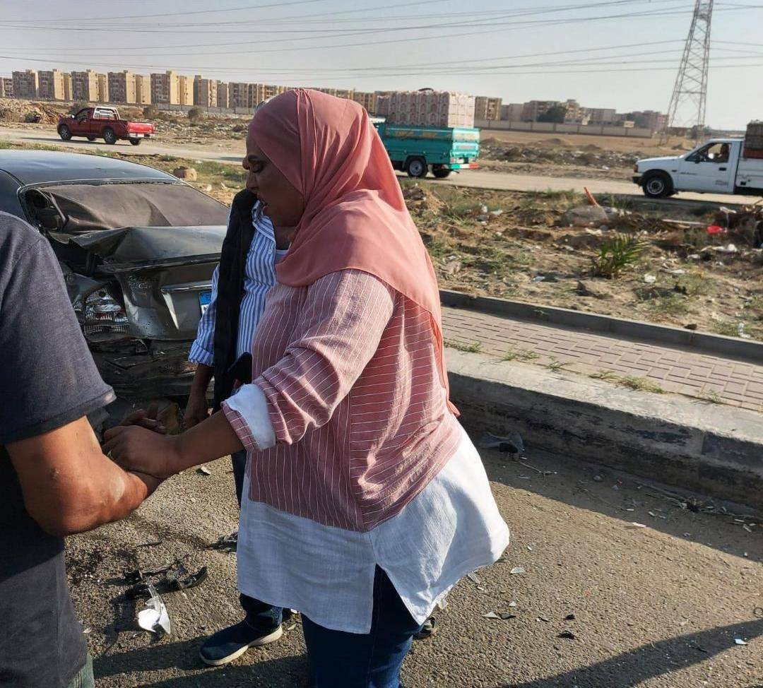 بالفيديو - تصادم غريب بين مقدمي برامج طبخ في قناتين فضائيتين