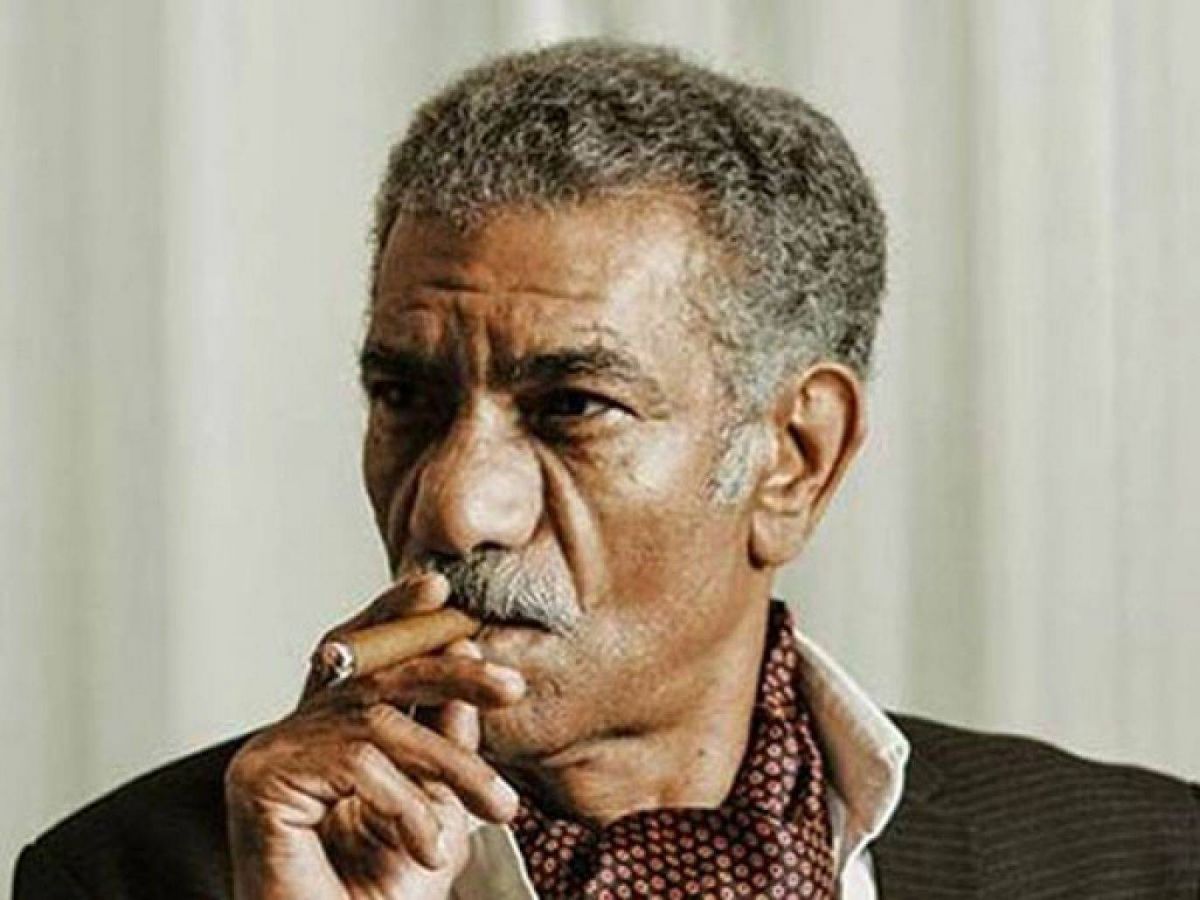 بالفيديو - سيد رجب يثير ضجة بوصلة رقص في الجونة ويُعلق