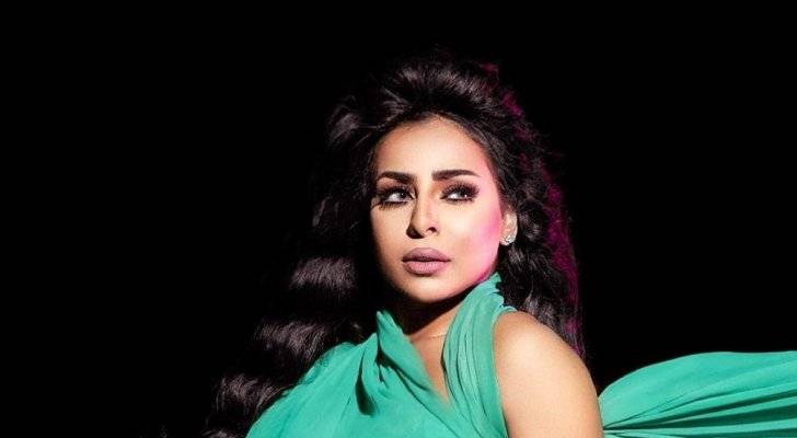هند البلوشي بإطلالة صادمة من دون مكياج ولا فلتر