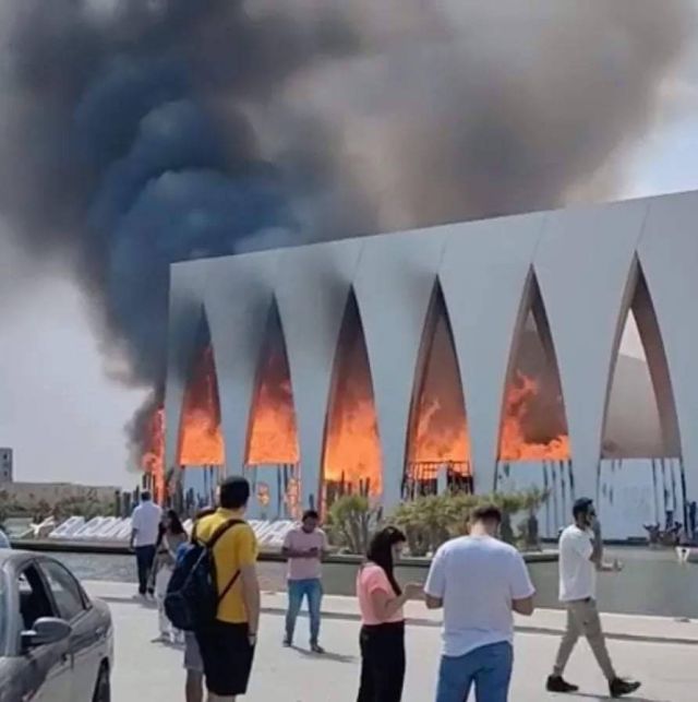 إدارة مهرجان الجونة: لا تأجيل لفعاليات المهرجان بسبب الحريق