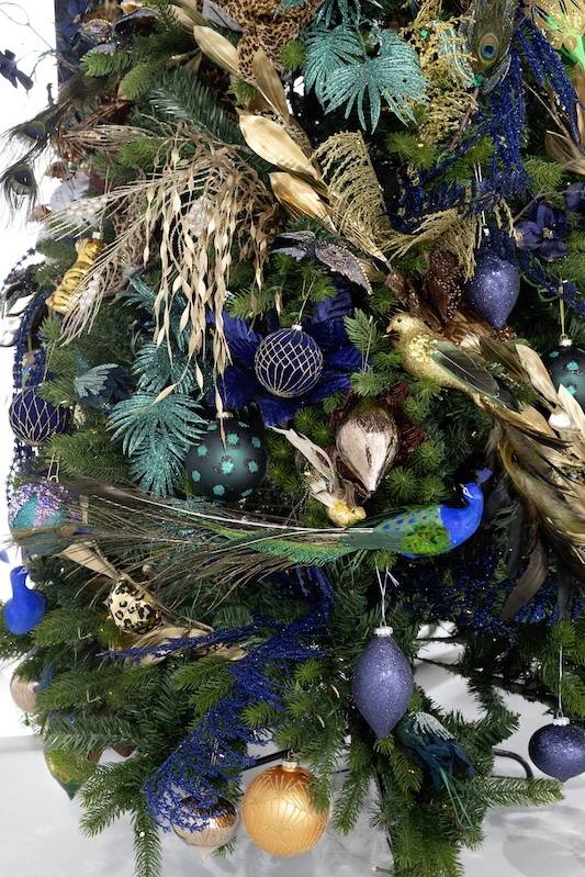 Bloomingdale's Home festive