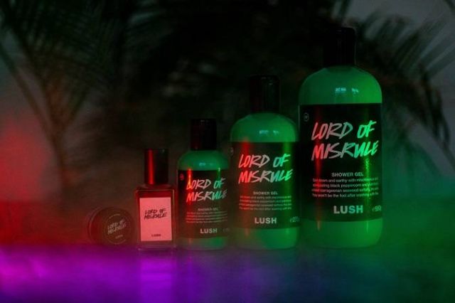 LUSH_Lord of Misrule Shower Set (2)
