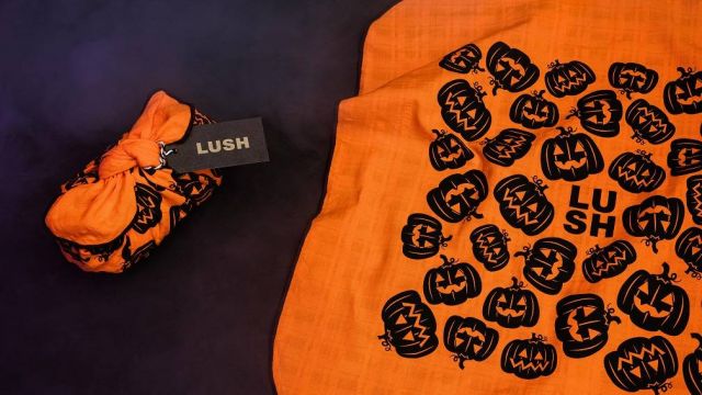 LUSH_Pumpkin Knotwrap_AED35 (2)