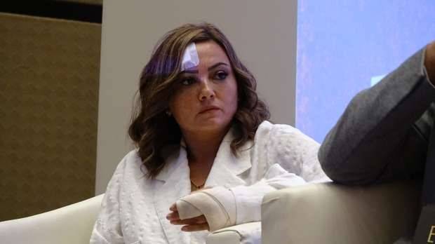 بالصور - بجبيرة وجرح في الوجه.. ظهور بشرى الأول بعد حادث السير