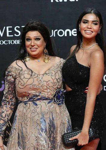 فيفي عبده وحفيدتها