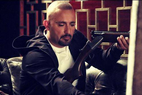 أحمد السقا يبكي بحرقة بسبب هذا الرجل