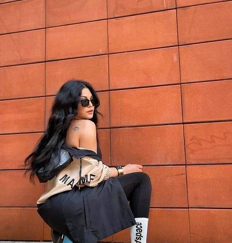 صور جديدة هيفاء وهبي تثير الجدل.. 