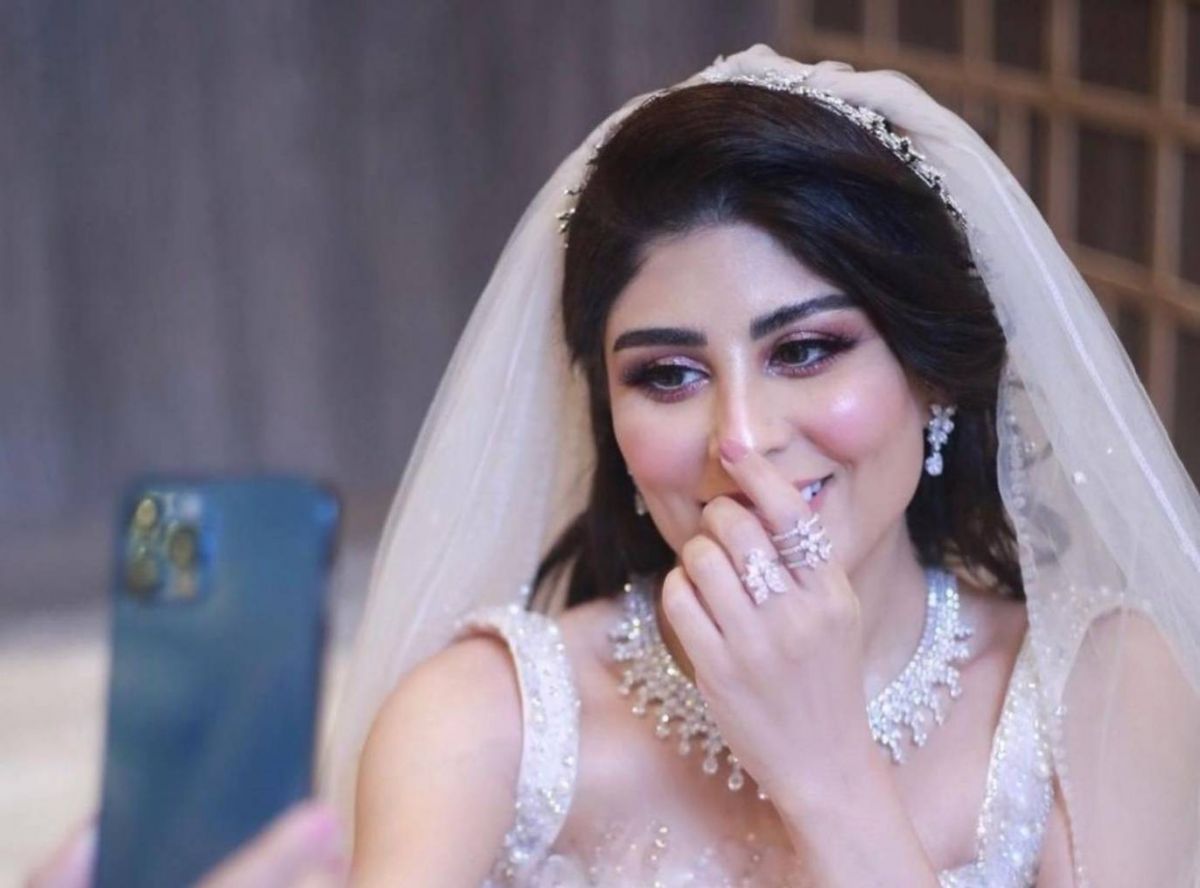 بالفيديو - زارا البلوشي تصدم الجمهور بتصريحات جديدة عن زواجها الأخير