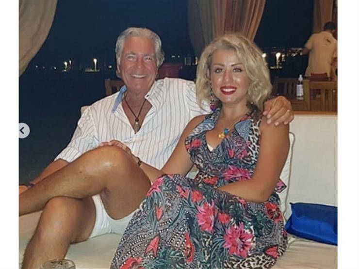 طليقة مصطفى فهمي في فيديوات من داخل شقة الزوجية: "أين أغراضي يابن الباشاوات؟"