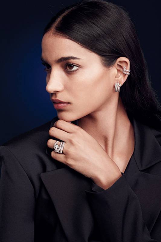 خاتم واقراط وحلقة اذن من لويس فويتون من مجموعة لولان فيتال 