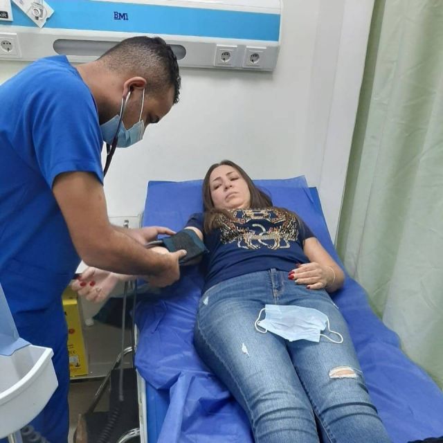 إيمان عز الدين في المستشفى