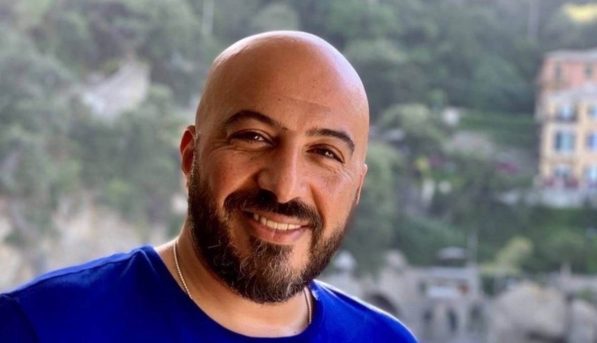 مجدي الهواري يعلن إصابة شقيقه بوعكة صحية ويطلب له الدعاء