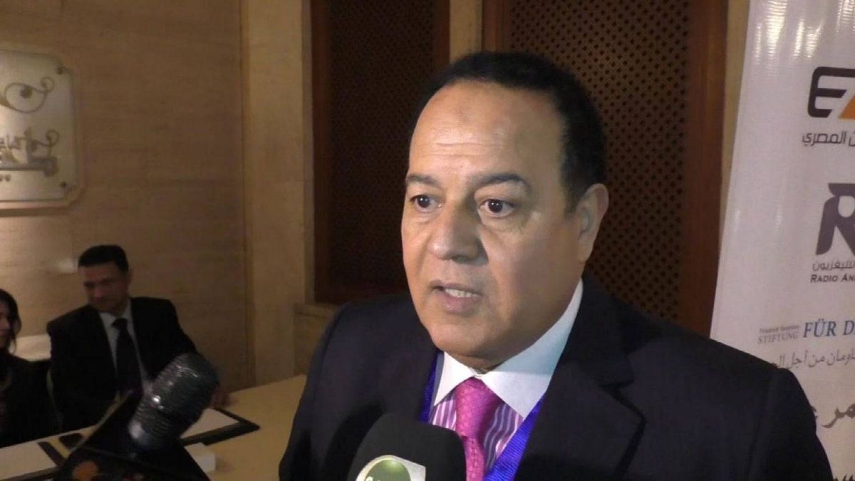 نجاة الإعلامي جمال الشاعر وزوجته من الموت