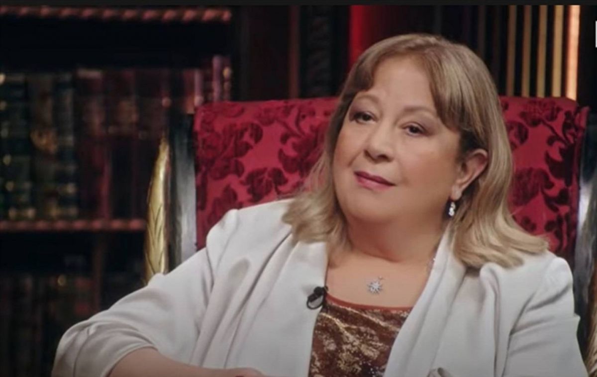 بالفيديو - سمية الألفي: تمنيت أن أتزوج فاروق الفيشاوي في آخر أيامه لأكون بجانبه