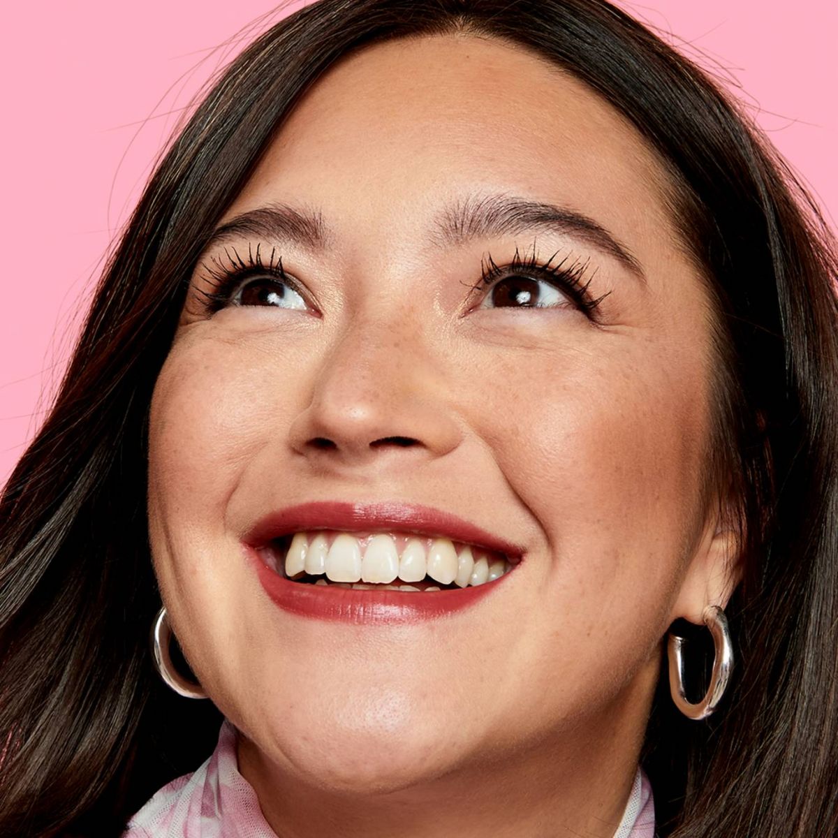 ١٢ يوماً من هدايا العيد مع مستحضرات مكياج 