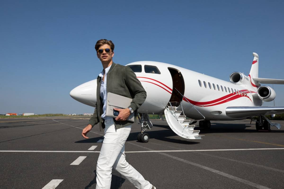 Bell &Ross الصقر الأبيض رمز الساعة