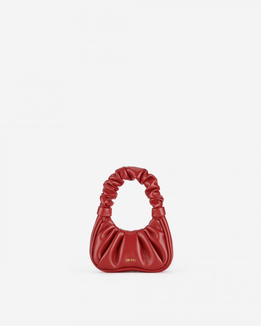 علامة JW PEI تطلق إصداراً ثورياً من حقائب 