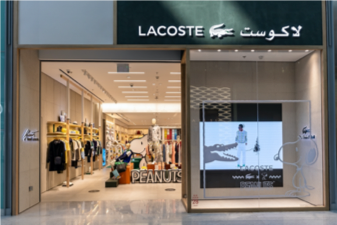 LACOSTE تفتتح متجرها الجديد في دبي مول
وتطلق تجربة LE CLUB EVOLUTION للبيع بالتجزئة