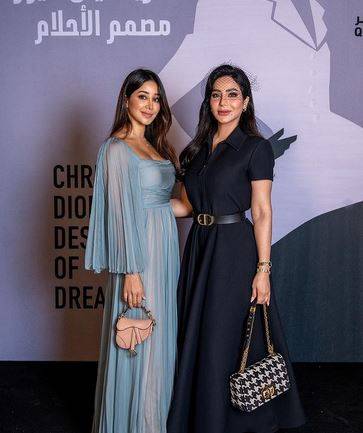 أجمل إطلالات المشاهير في حفل افتتاح معرض 