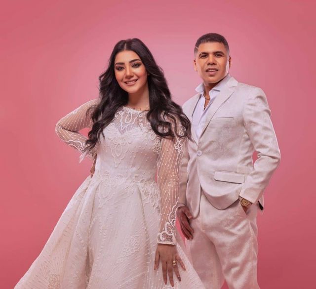 مطرب مغمور يتّهم عمر كمال بسرقته