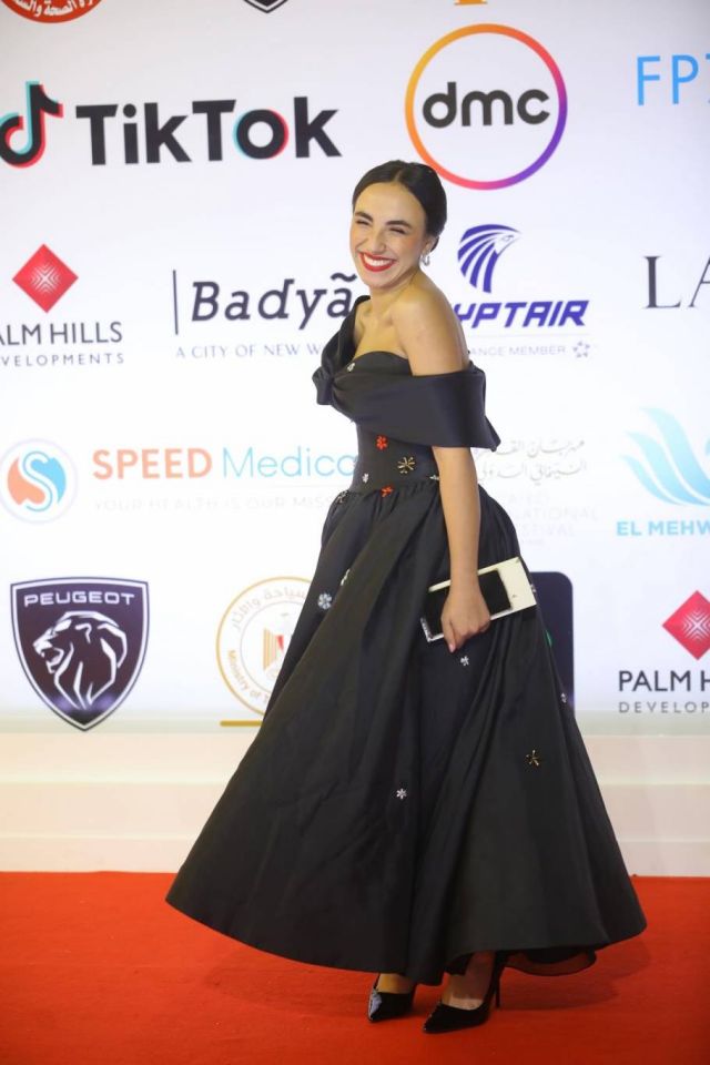 زينب غريب (3)