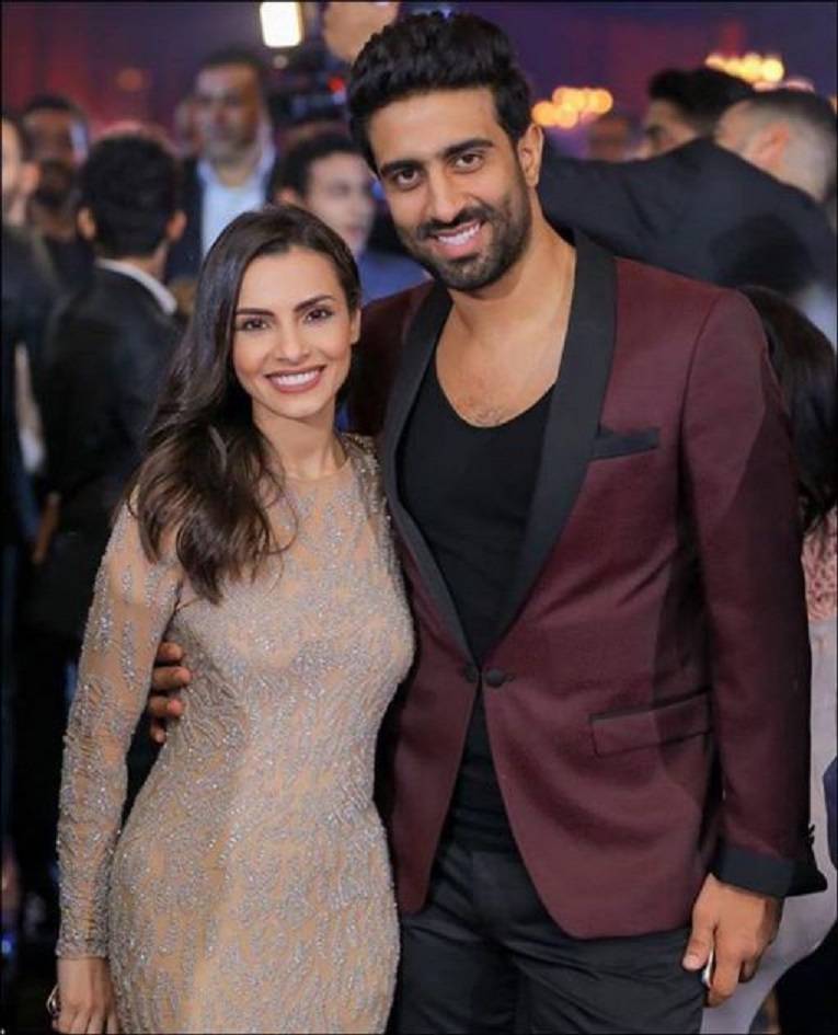 بسبب غلق المجال الجوي... كارمن سليمان وزوجها محتجزان في المغرب