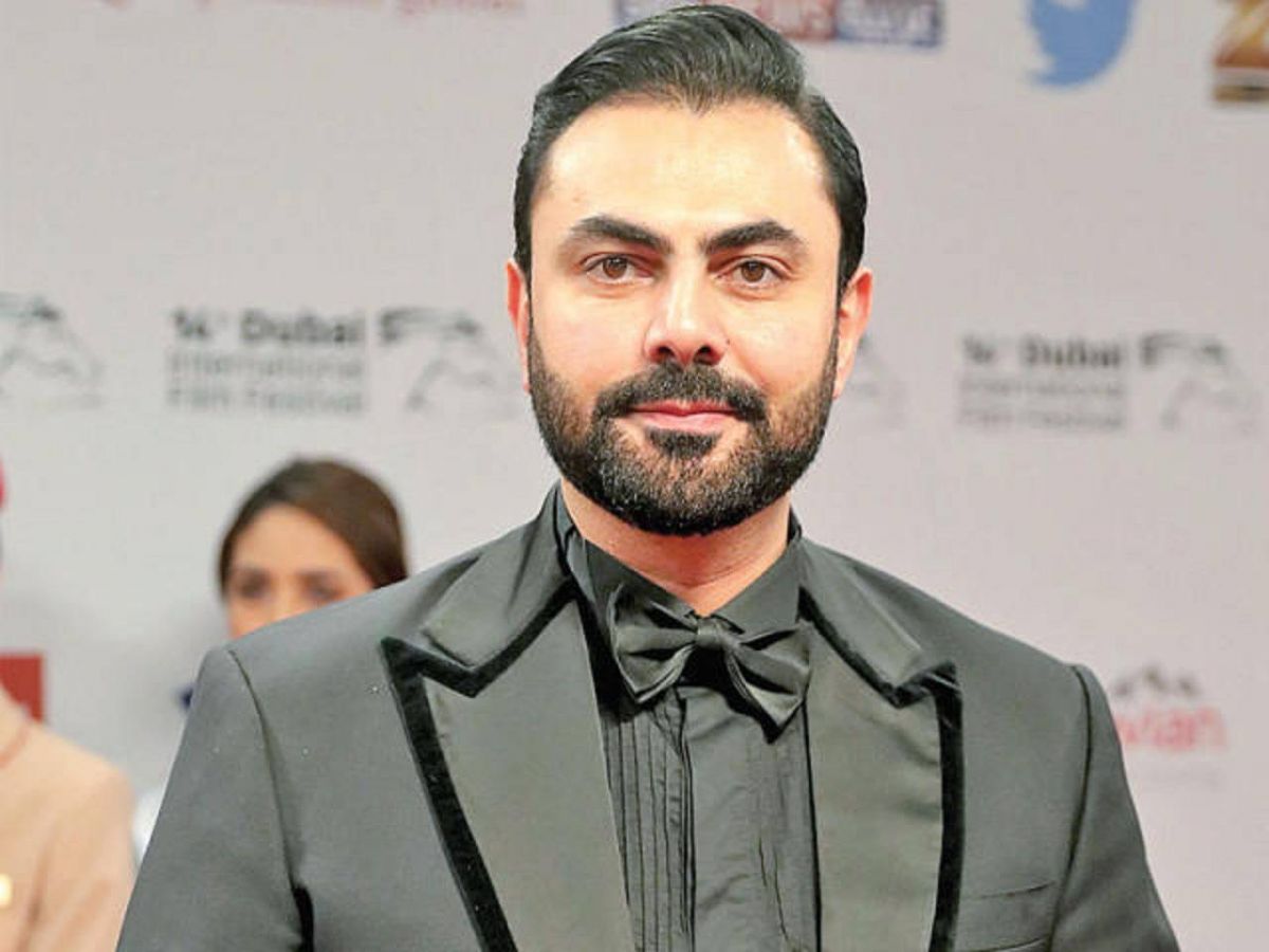 محمد كريم يحصل على لقب شخصية العام بعد مو صلاح