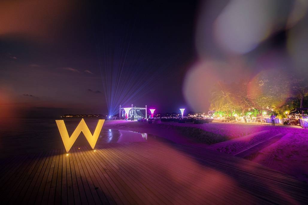 استمتع بموسم الأعياد في فندق 