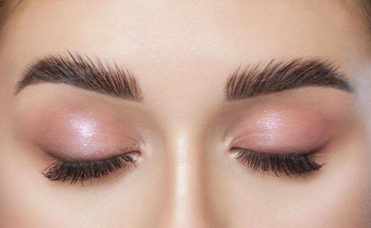 وصفات طبيعية لتكثيف شعر الحاجبين