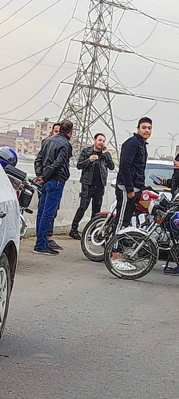 مصطفى قمر في مكان الحادث