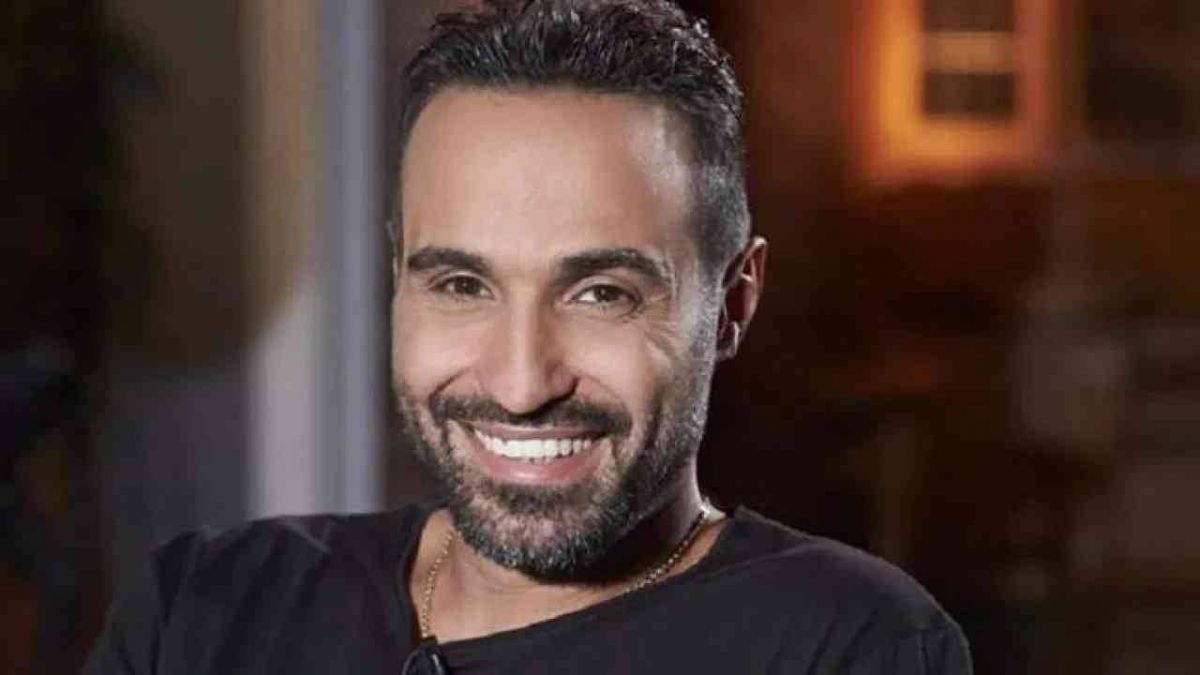 أحمد فهمي يعلن اعتزاله الـ