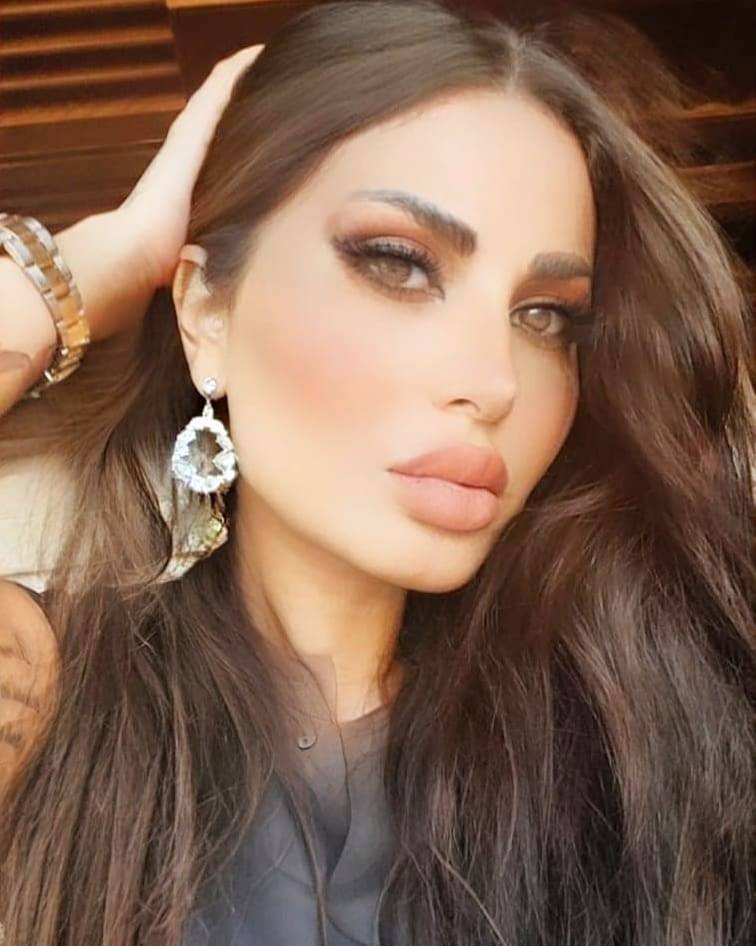 ندى الكامل تستعين بمنشور لسمية الخشاب عن الخيانة وتثير الجدل