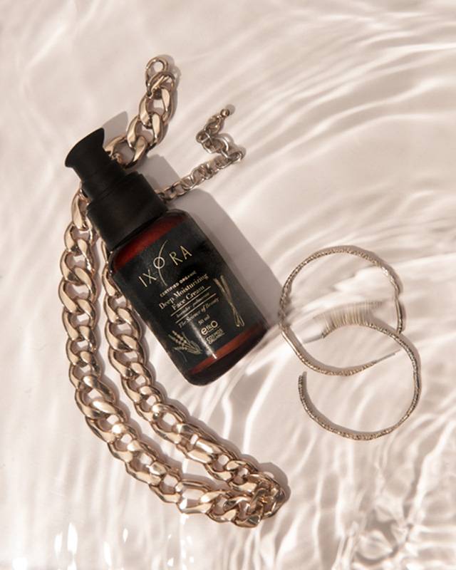 خلّصي بشرتك من السموم مع مستحضرات 