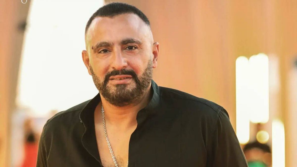 بالفيديو - أحمد السقا يتحدث عن علاقته بأولاده وتجربة اقترابه من الموت